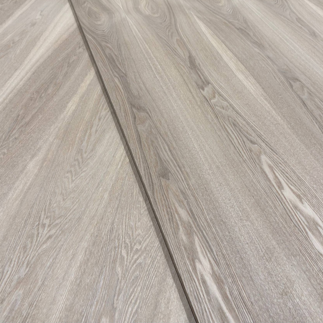 МДФ Шпонированный 2800х1220х16 шпон / бумага / Ясень